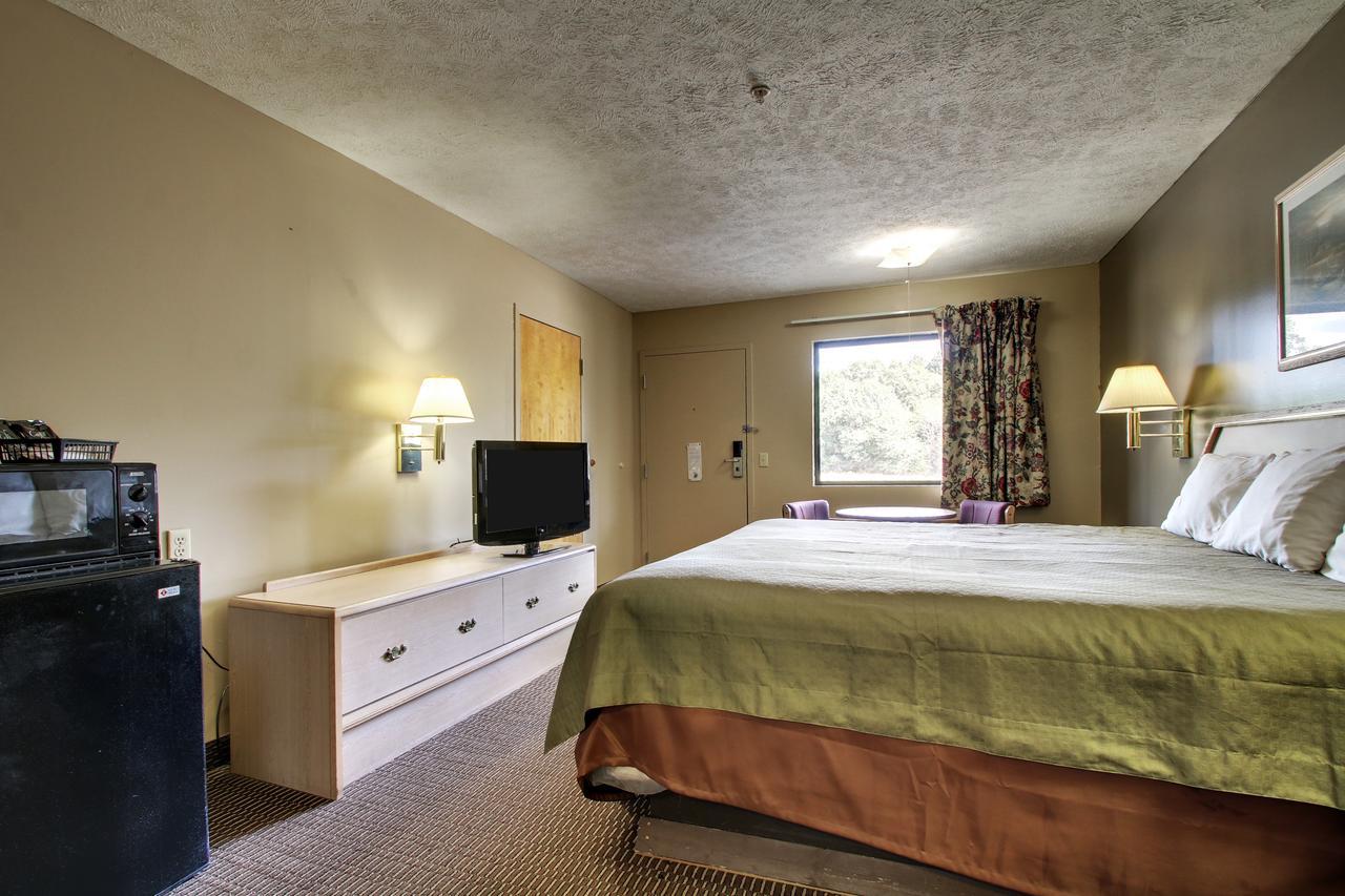 Oak Tree Inn Durant Room photo